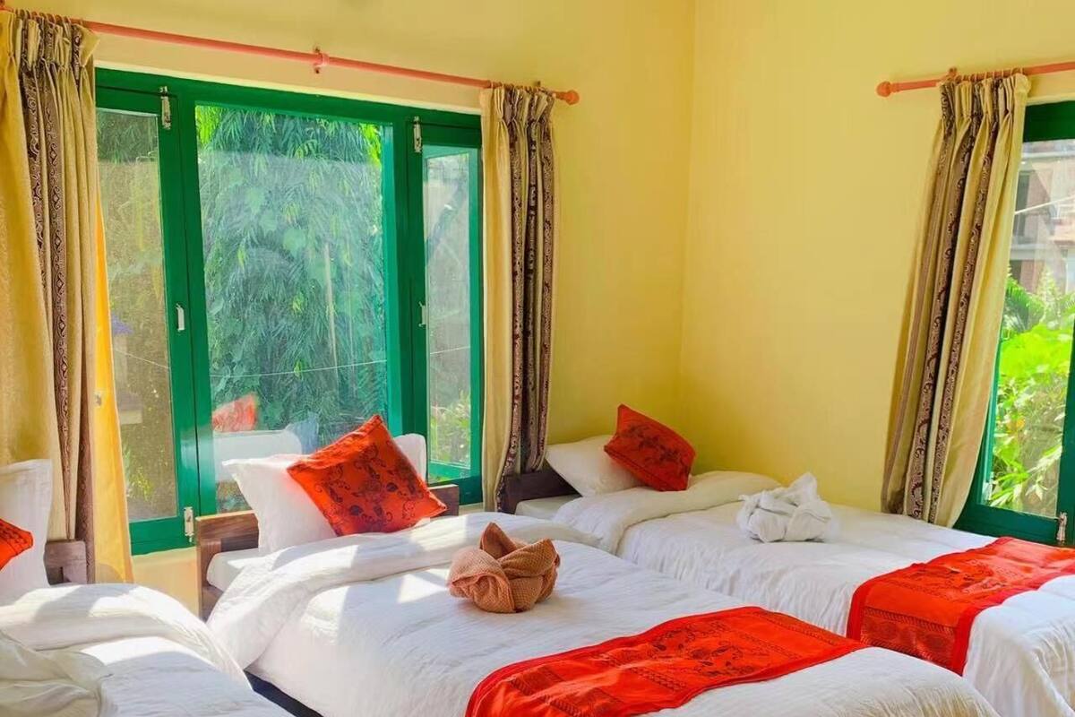 Standard Double Room, Mountain View | In-room safe, free WiFi, individually decorated, individually furnished
