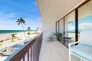 Property grounds - Beach Access! Family-Friendly Bonita Springs Gem (Bonita Springs)