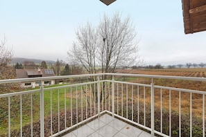 Property grounds - Apartment '3-07 Südbaden Suite' with Wi-Fi and Outdoor Area (Bad Bellingen)