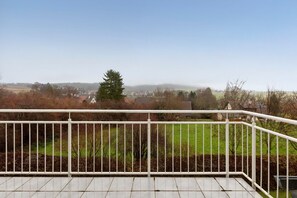 Terrace/patio - Apartment '2-12 Weinterrassen' with Wi-Fi and Outdoor Area (Bad Bellingen)