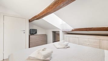 1 bedroom, iron/ironing board