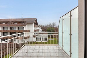 Terrace/patio - Apartment 2-10 in Bad Bellingen with Wi-Fi and Outdoor Area (Bad Bellingen)