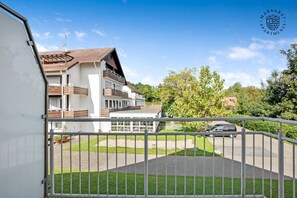 Property grounds - Apartment 2-07 Drei Grenzen Vineyard View with Wi-Fi and Vineyard Views (Bad Bellingen)