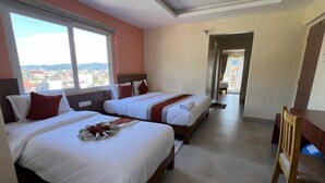Unclassified image, 2 of 6, button - Hotel Shivalaya (Pokhara)