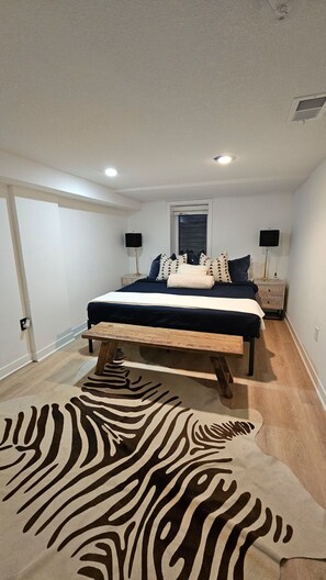 Bügeleisen/Bügelbrett, WLAN, Bettwäsche