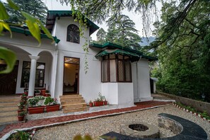 واجهة المنشأة