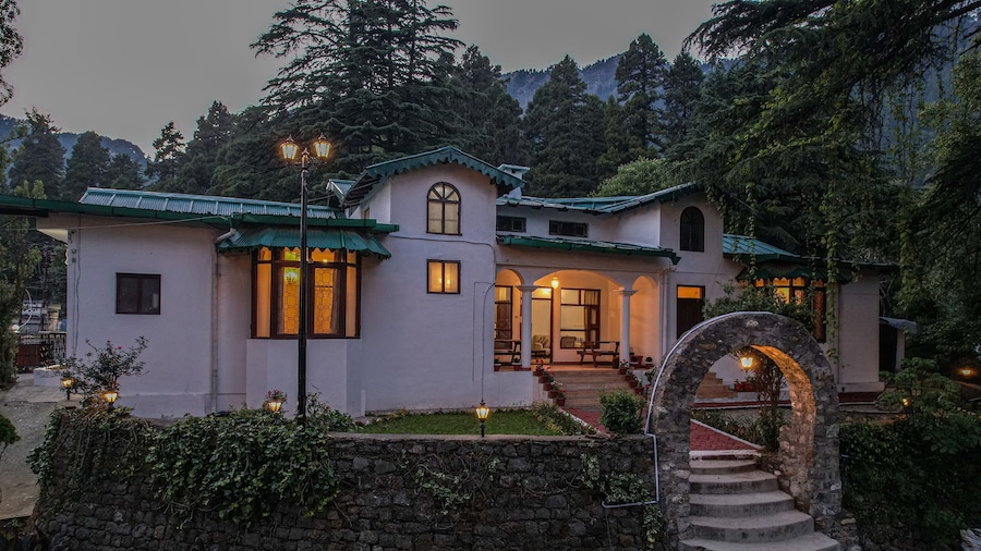 Deodar Bungalow & Cottage by Trikone