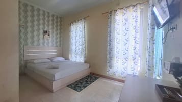 Kamar Double Deluks, pemandangan kota | Meja kerja, ruang kerja ramah laptop, dan Wi-Fi gratis