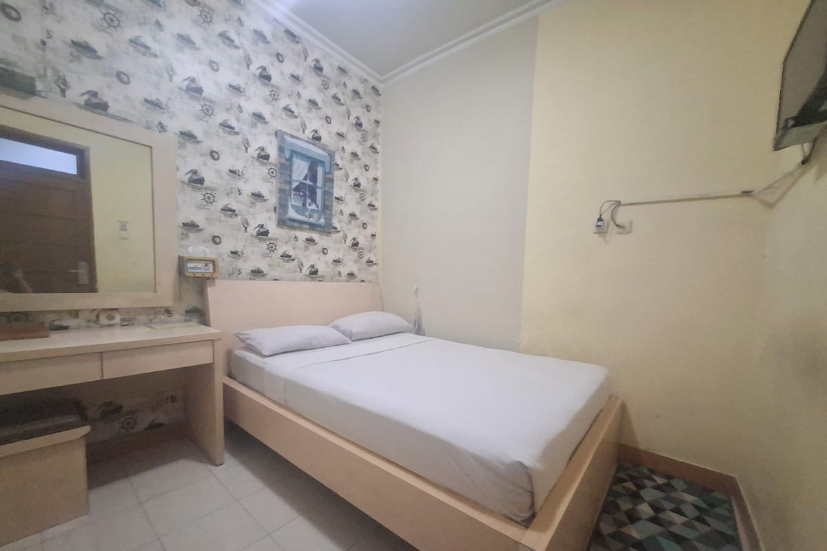 Superior Double Room | Desk, laptop workspace, soundproofing, free WiFi