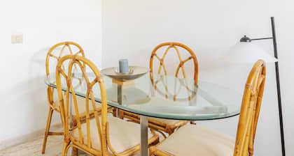 Room-escape To Your Private Pool, Sea Vi