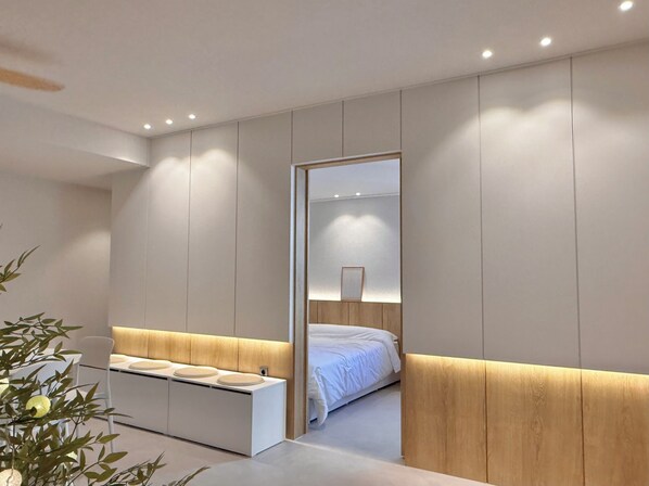 Tabla de planchar con plancha y wifi gratis 