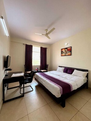 Deluxe Double Room | Free WiFi - Hotel Rock On (Jaipur)