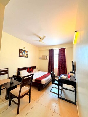 Deluxe Double Room | Free WiFi
