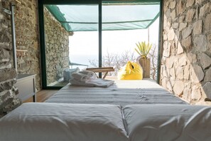 Room - Mulberry House, Welcome Way (Campiglia)