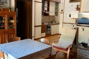 Dining - Edolo Apartment (Edolo)
