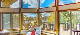 Hot Tub, Lake Views! All-Season Hinsdale Haven