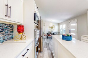 Interior - Lake Tawakoni Thrills - Cozy Home! (West Tawakoni)