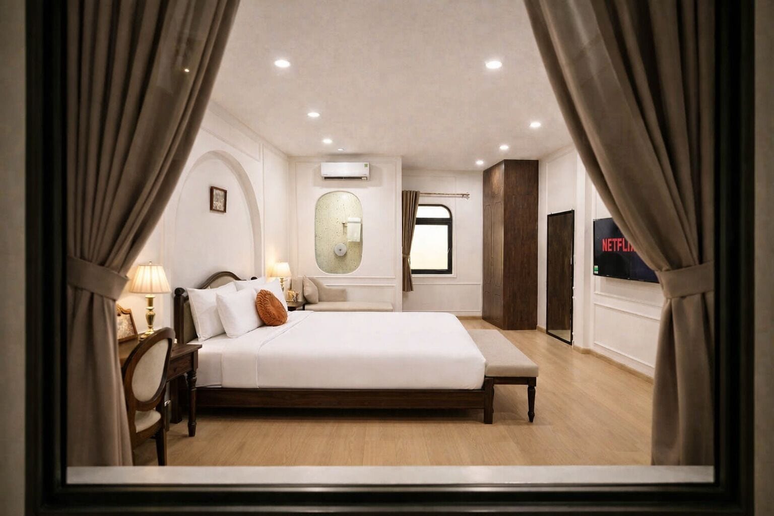 In-room safe, individually decorated, individually furnished, desk