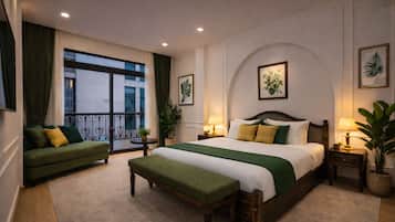 Deluxe Studio, 1 Queen Bed, City View | In-room safe, desk, laptop workspace, blackout drapes