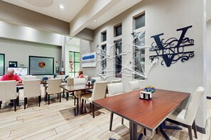 Dining - Luxury Resort-Style Extended Stay in Scottsdale! (Scottsdale)
