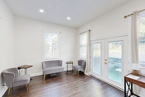 Interior - Historic Charm & Great Location! (Augusta)