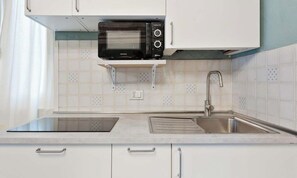 Refrigerador y microondas 