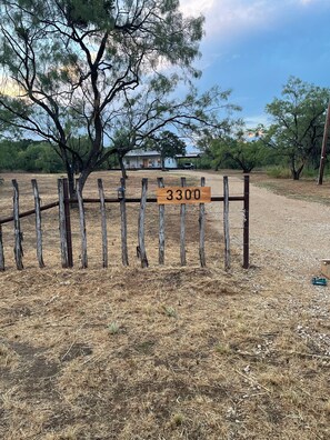 Property grounds - Newly built Barndo 3-bedroom 2 bath on 10 acres in Breckenridge Texas (Breckenridge)