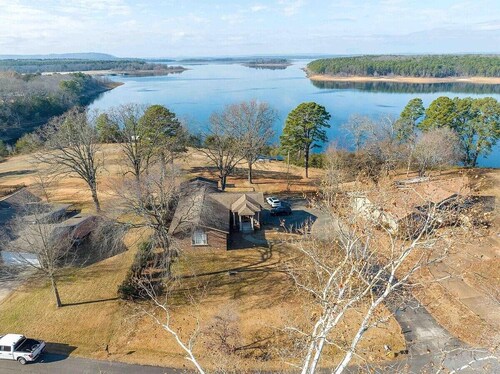 Sunset Point at Greers Ferry Lake!