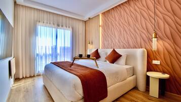 Desk, iron/ironing board, travel crib, free WiFi