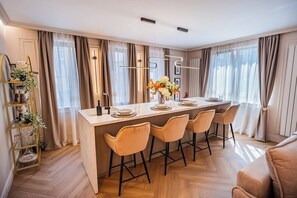 Interior - Pink Perfection -  1 Bedroom Designer Apartment in Bucharest (București)