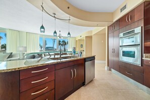 Fridge, microwave, oven, stovetop - Bella Luna 110- 2 Bed 2.5Bath-First floor-Spectacular Views of Beach & Bay (Orange Beach)