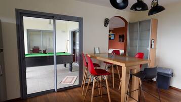 Spielezimmer