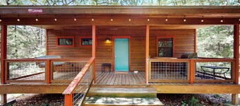 Serene & Secluded Paige Cabin: Dogs Welcome!