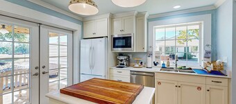 'Dairy Cottage' Countryside Escape w/ Patio!