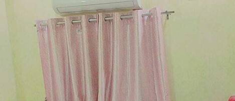 Desk, laptop workspace, rollaway beds, free WiFi