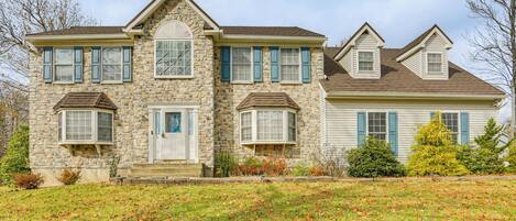 House (4 Bedrooms) | Front of property