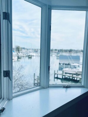 Apartment - Waterfront Views With King Bed in Solomons Island (Solomons)