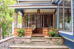 House | 4 bedrooms - Creekside Haven With Dock Scenic Views (Hollywood)