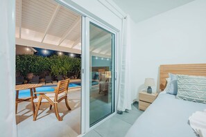 4 bedrooms, iron/ironing board, free WiFi, bed sheets - Casa Surf La Vie - Pool & BBQ by LUCHA (Papaya)