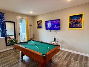 غرفة الألعاب