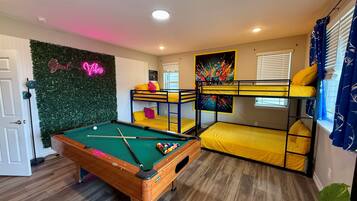 Desk, iron/ironing board, free WiFi, bed sheets