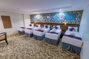 Family Room | Living area - Sama Almisk Hotel (Makkah)