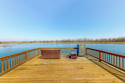 Expansive, Dog-Friendly 3BR w/ Pond, Pool, Patio