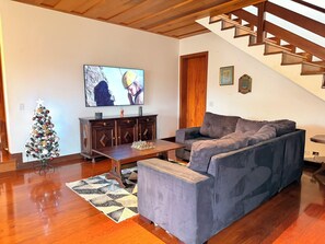 Deluxe Suite | Living area | Smart TV, Netflix, streaming services