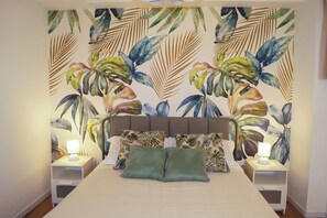 アイロン / アイロン台、WiFi、ベッドシーツ