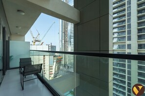 Luxury Apartment, Balcony, Pool View | Balcony - Aykon City Business Bay near Metro S (Dubai)