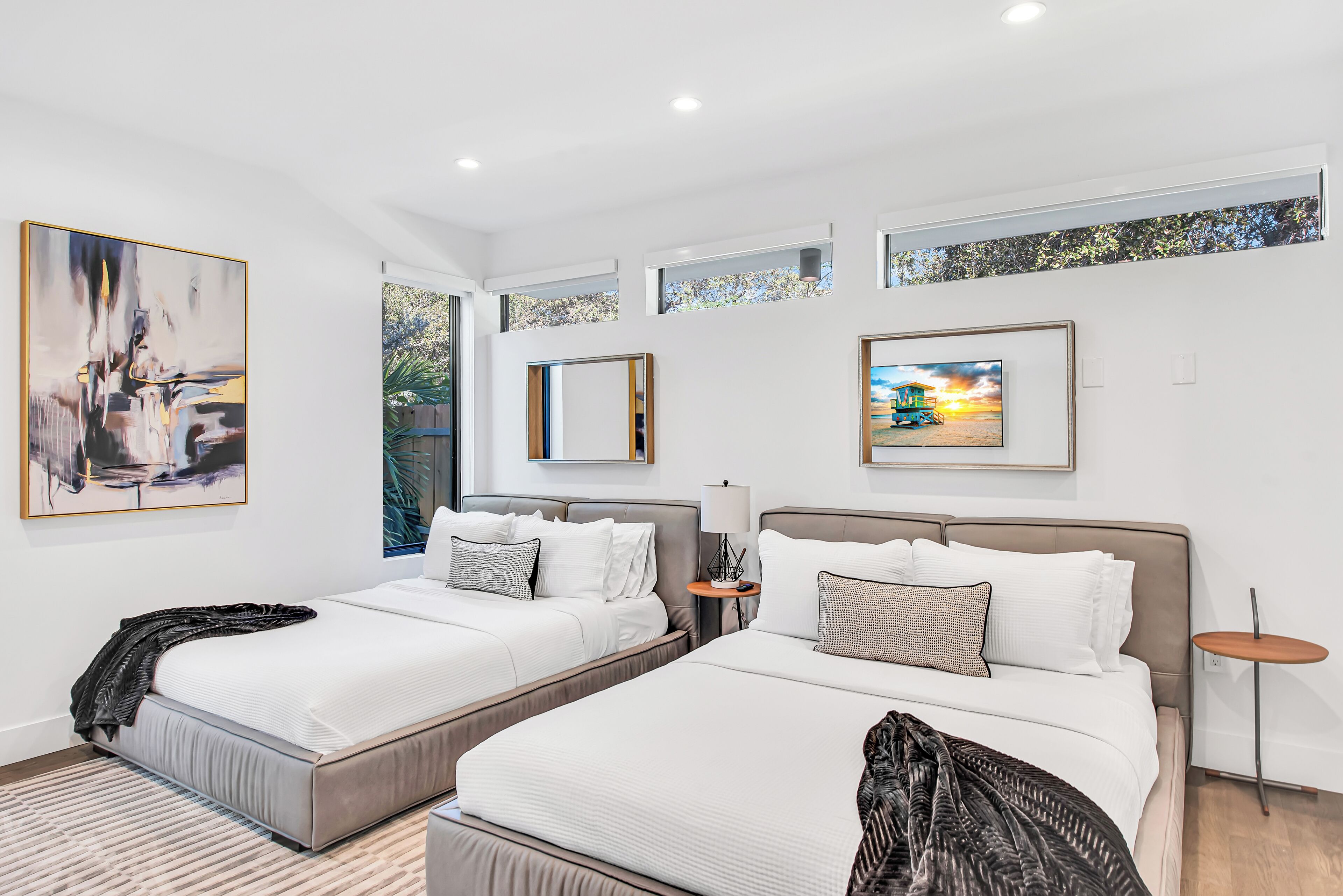 アイロン / アイロン台、WiFi、ベッドシーツ