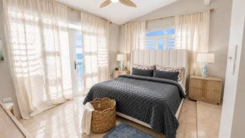 10 Schlafzimmer, Bügeleisen/Bügelbrett, Reisekinderbett