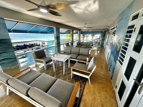 Spacious Oceanfront Home on the Beach 10 mins away from Rincón & Aguadilla | Swimming Pool