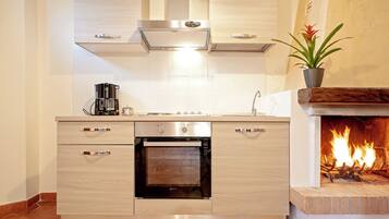 Deluxe Apartment, Hill View